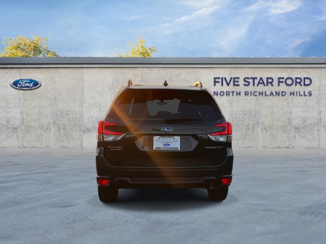 Used 2024 Subaru Forester Limited AWD/4WD image 8