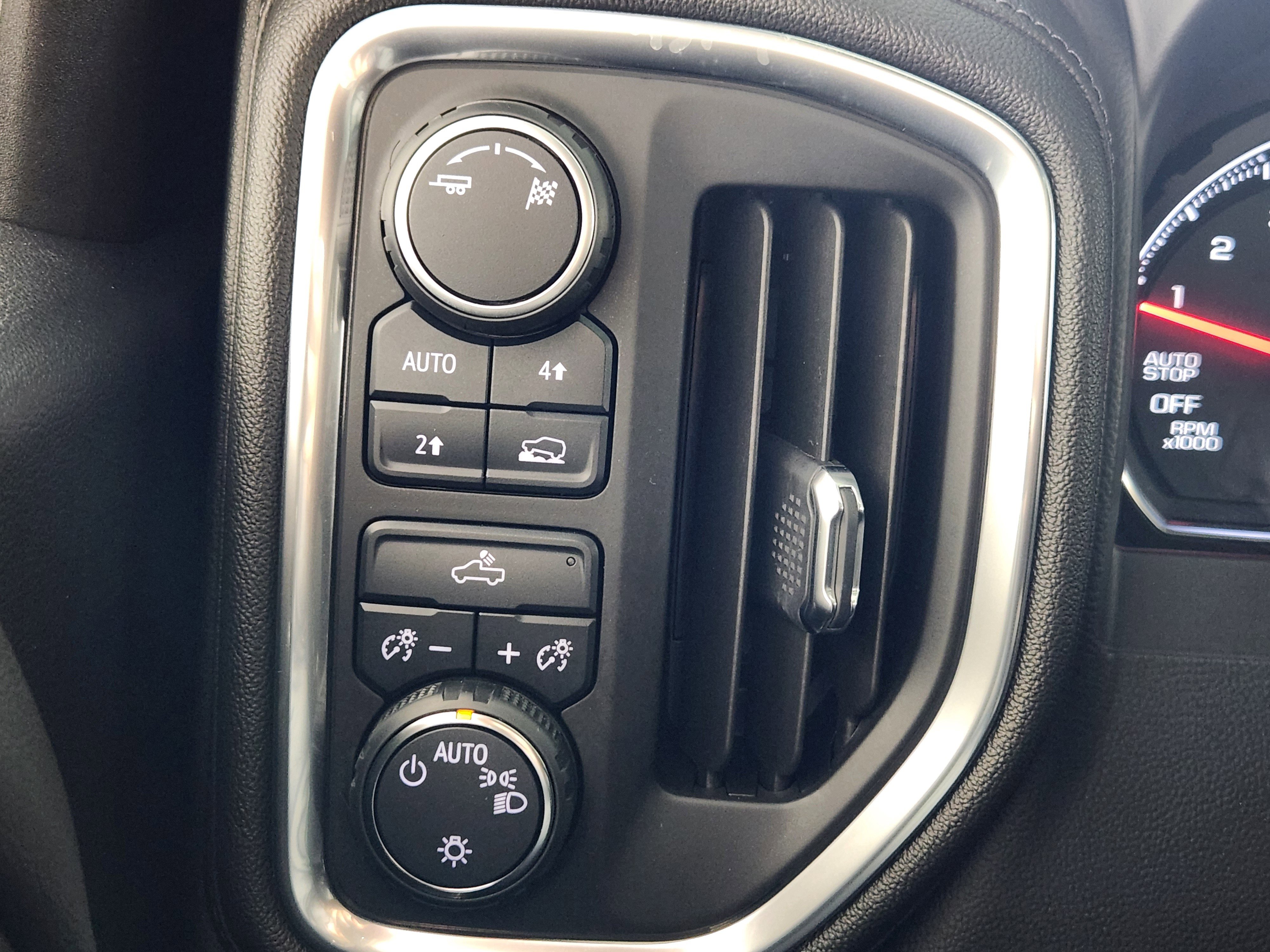 Used 2019 Chevrolet Silverado 1500 LT image 26