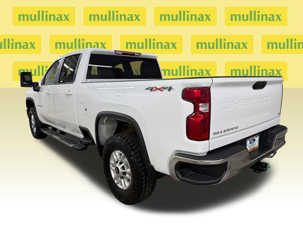 Used 2025 Chevrolet Silverado 2500 LT w/ Convenience Package AWD/4WD image 10