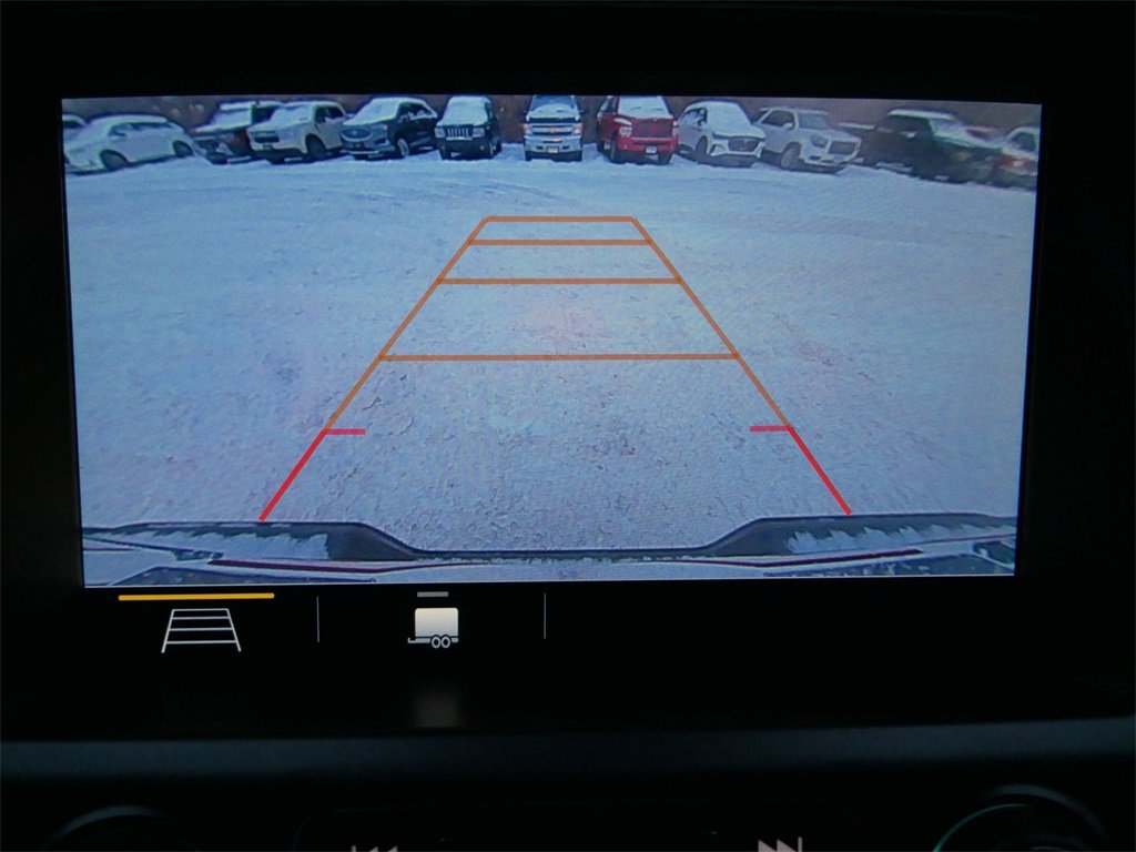 Used 2021 GMC Canyon AT4 w/ Driver Alert Package image 25