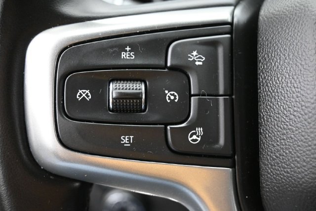 Used 2024 Chevrolet Silverado 1500 LT AWD/4WD image 18