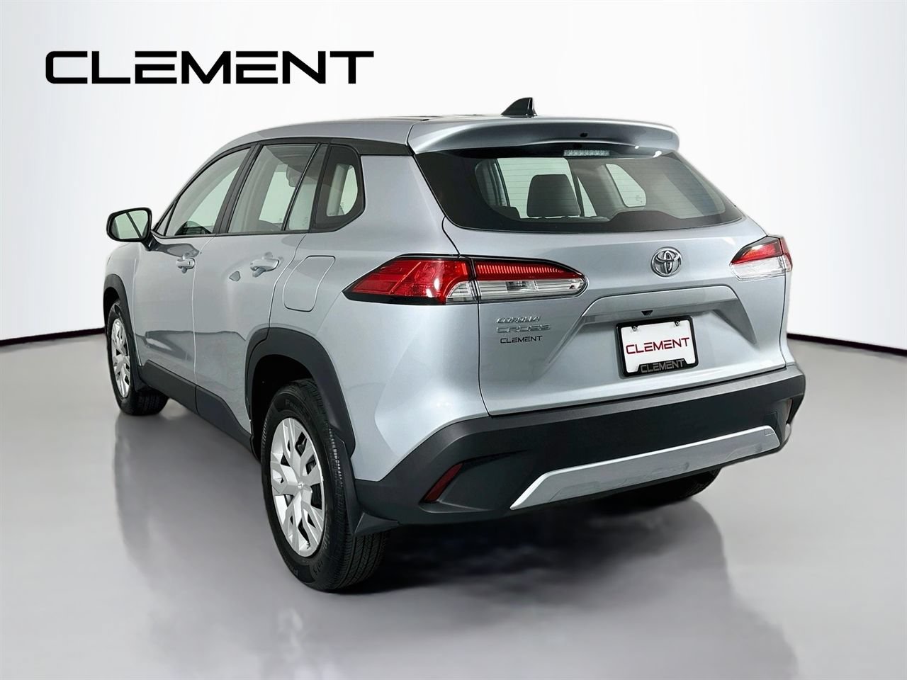 Used 2024 Toyota Corolla Cross L FWD image 10