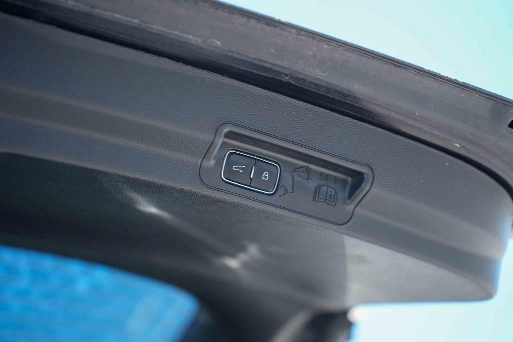 Certified 2023 Ford Explorer XLT AWD/4WD image 14