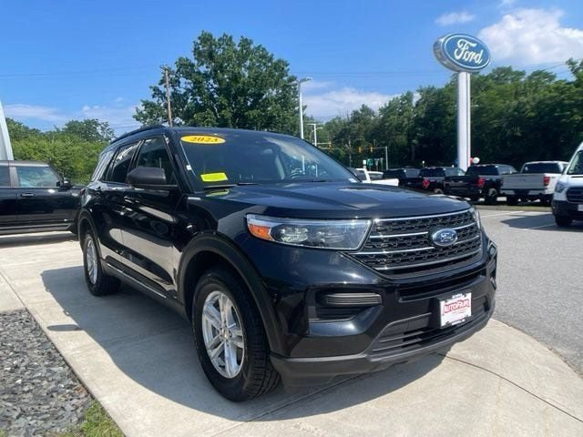 Certified 2023 Ford Explorer XLT AWD/4WD image 3