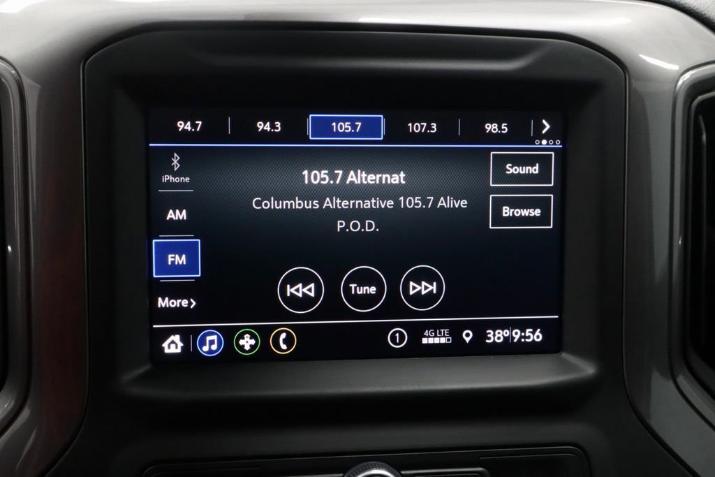 Used 2020 Chevrolet Silverado 1500 Custom w/ Custom Value Package image 10