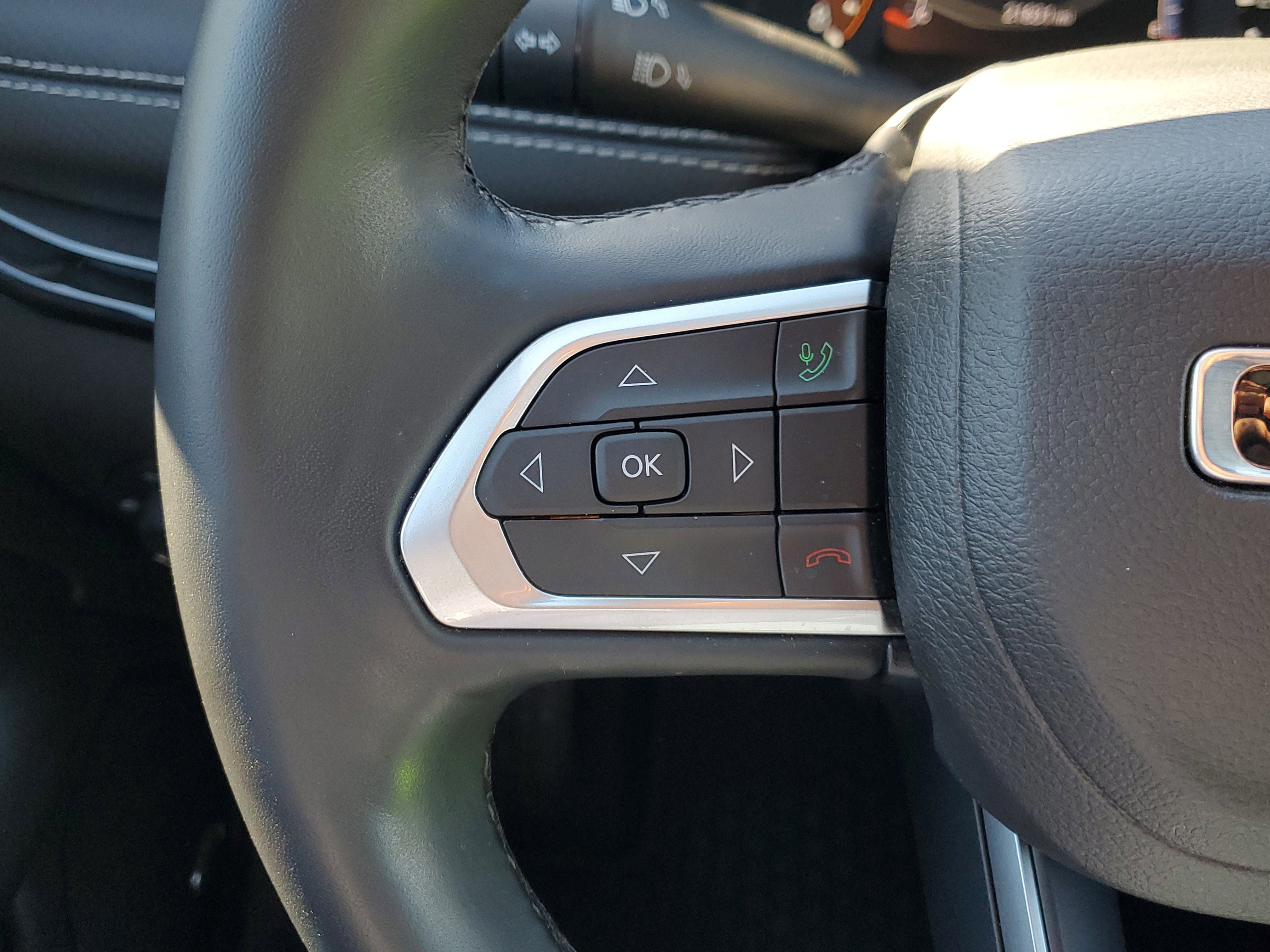 Used 2022 Jeep Compass Altitude w/ Sun and Sound Group image 24