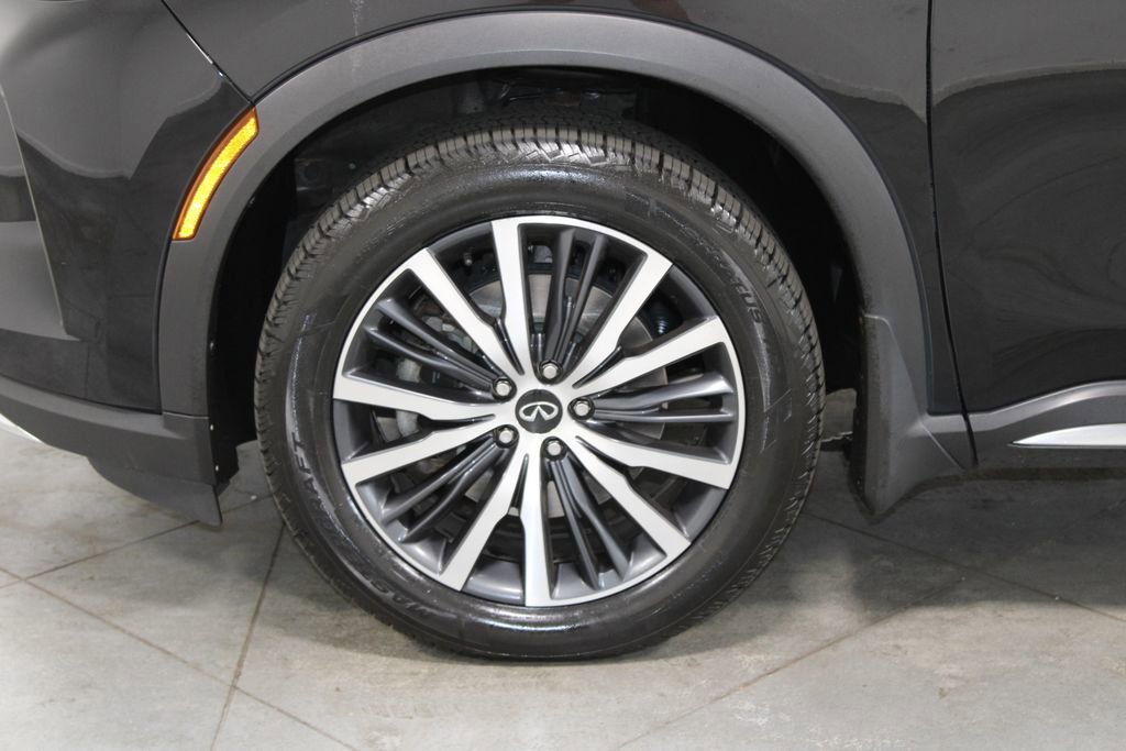 Used 2022 INFINITI QX60 Sensory w/ Cargo Package image 20