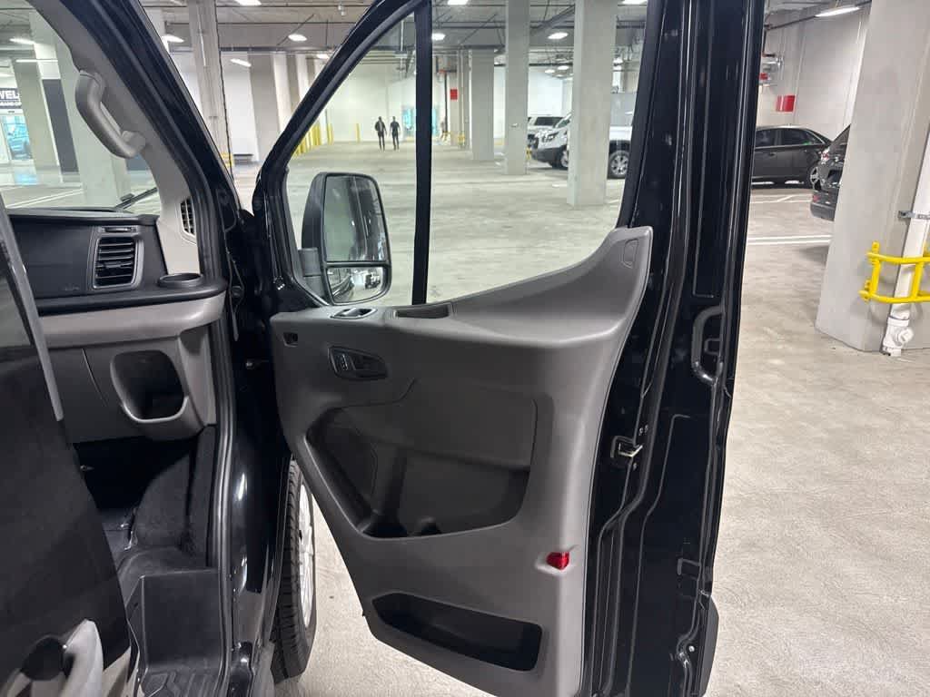 Certified 2024 Ford Transit 350 XLT RWD image 9