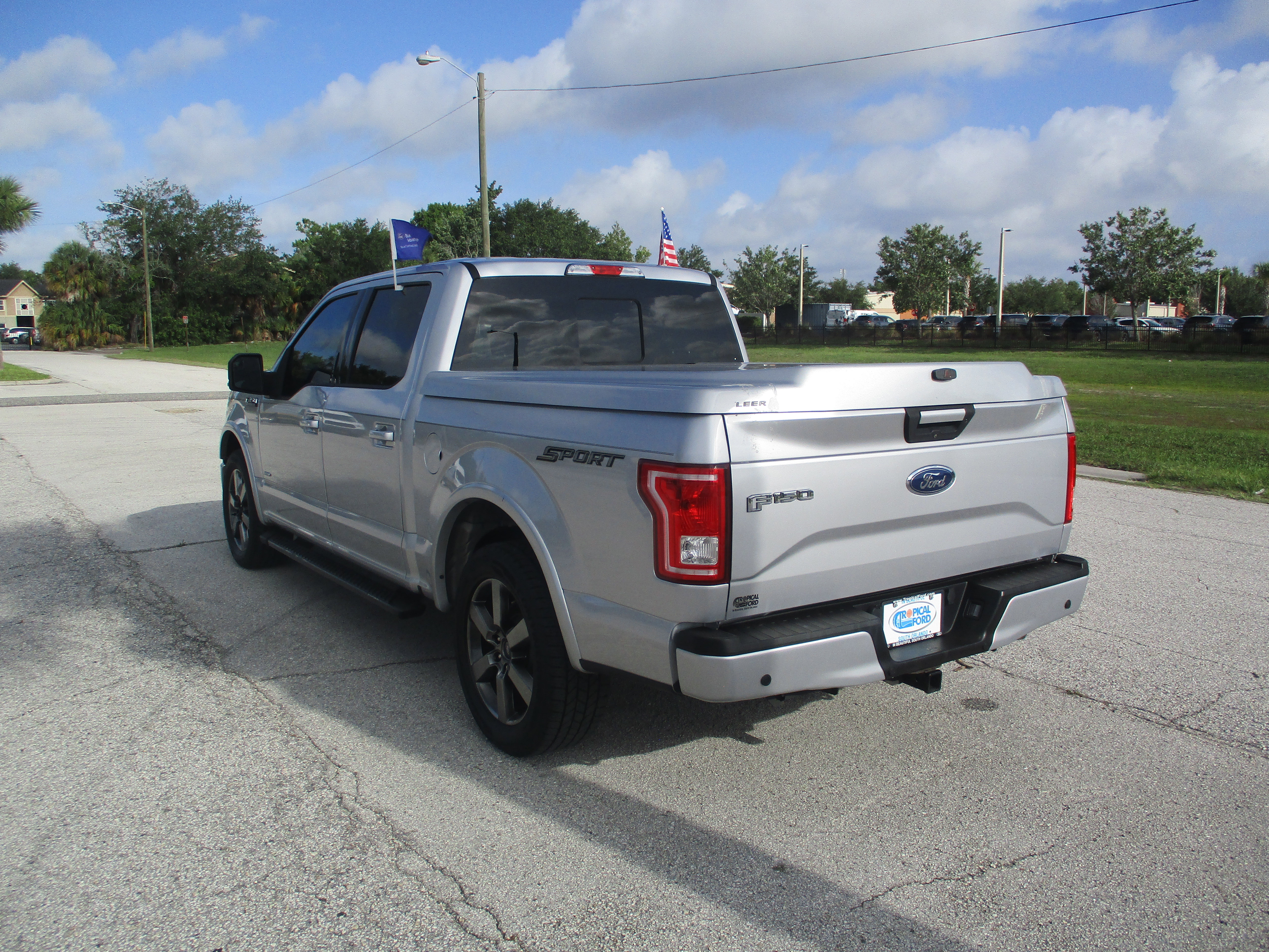 Certified 2017 Ford F150 XLT w/ Equipment Group 302A Luxury RWD image 5