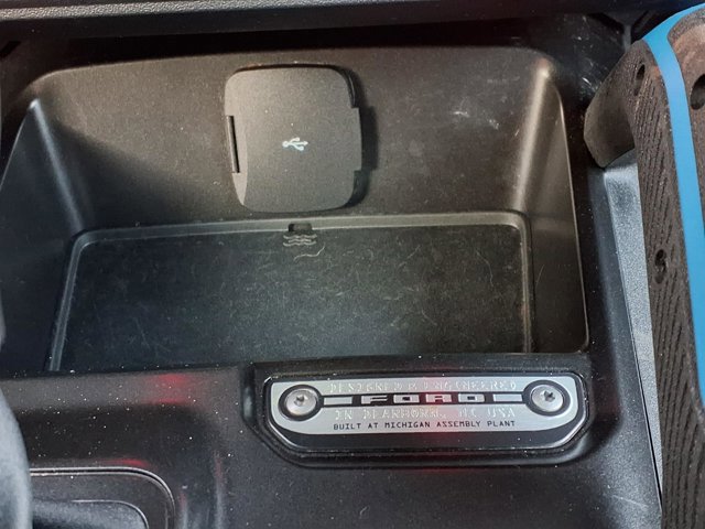 Certified 2021 Ford Bronco Black Diamond image 15