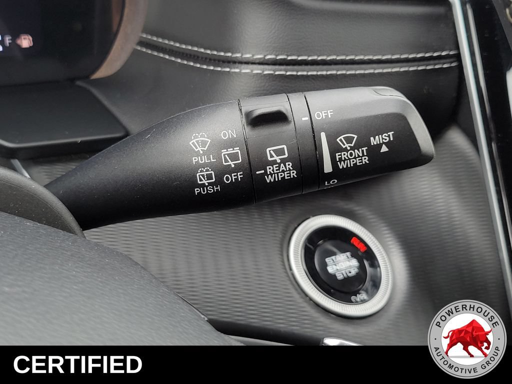 Used 2024 Jeep Grand Cherokee L Laredo RWD image 33