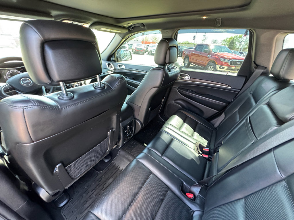 Used 2019 Jeep Grand Cherokee Limited w/ Luxury Group II AWD/4WD image 21