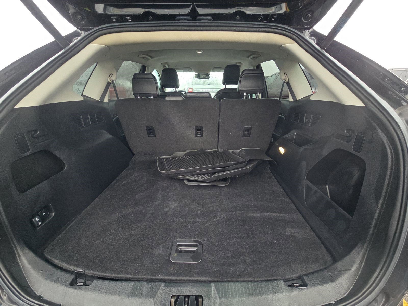 Certified 2024 Ford Edge SEL w/ Convenience Package image 22