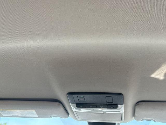 Used 2025 Nissan Altima 2.5 SV FWD image 15