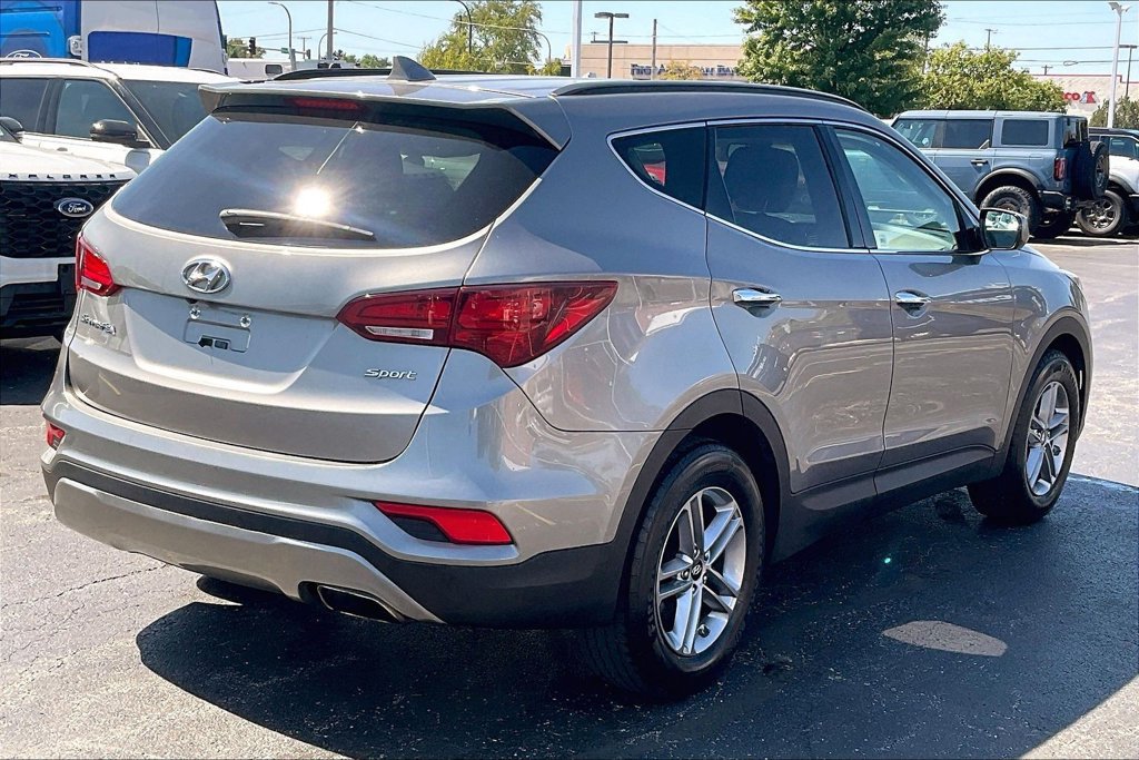 Used 2017 Hyundai Santa Fe Sport FWD image 12