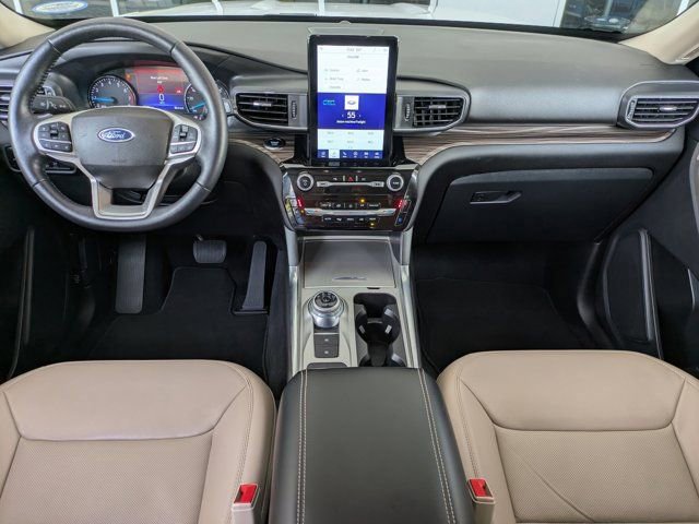 Certified 2023 Ford Explorer Limited w/ Limited Technology Package image 13