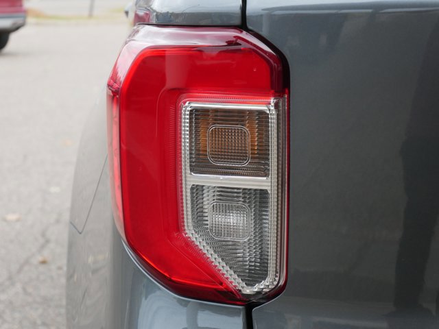 Certified 2023 Ford Explorer XLT w/ Class IV Trailer Tow Package image 11