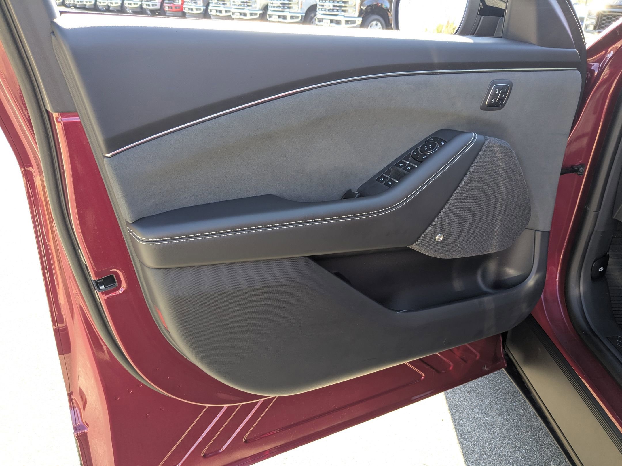 Certified 2025 Ford Mustang Mach-E GT image 12