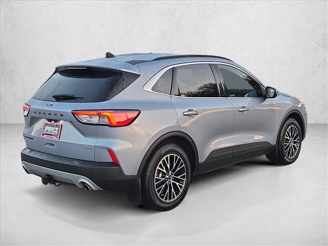 Certified 2022 Ford Escape Titanium w/ Titanium Premium Package FWD image 5