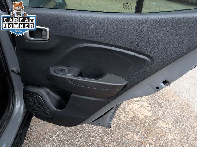 Used 2023 Hyundai Venue SEL FWD image 22