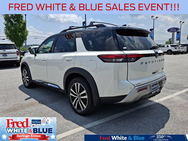 Used 2024 Nissan Pathfinder Platinum w/ Cargo Package AWD/4WD image 7
