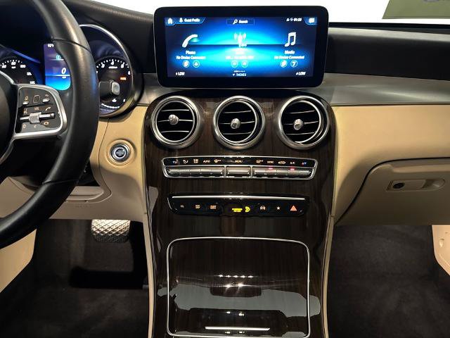 Used 2022 Mercedes-Benz GLC 300 image 24