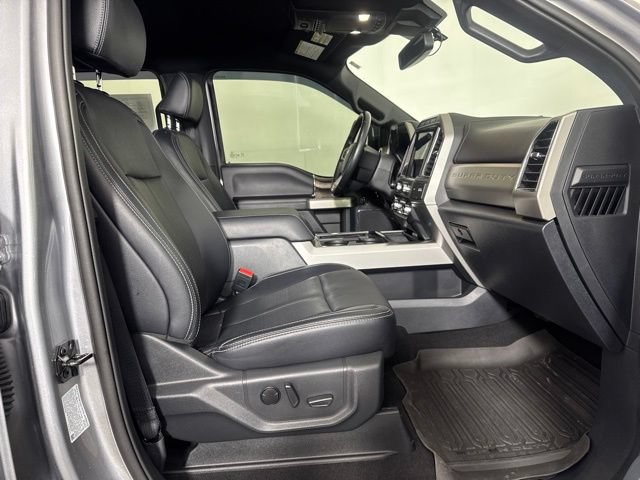 Certified 2022 Ford F250 Lariat w/ Lariat Ultimate Package AWD/4WD image 4