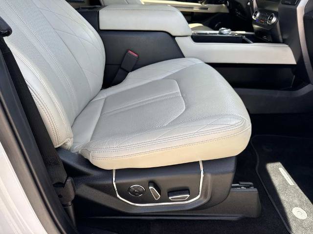 Certified 2019 Ford Expedition Max Platinum RWD image 12