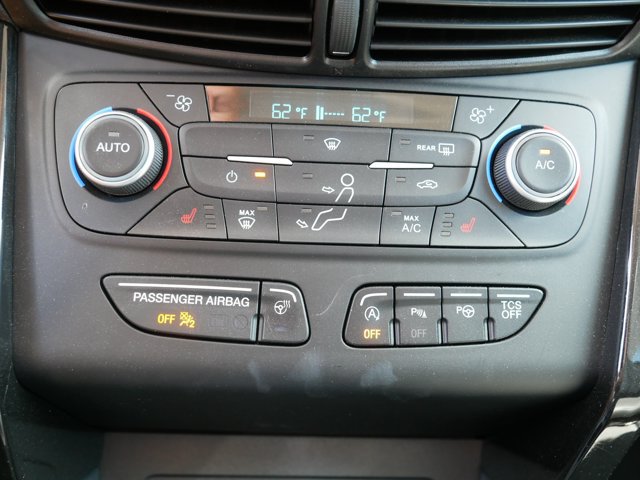 Certified 2018 Ford Escape Titanium w/ Ford Safe & Smart Package AWD/4WD image 28