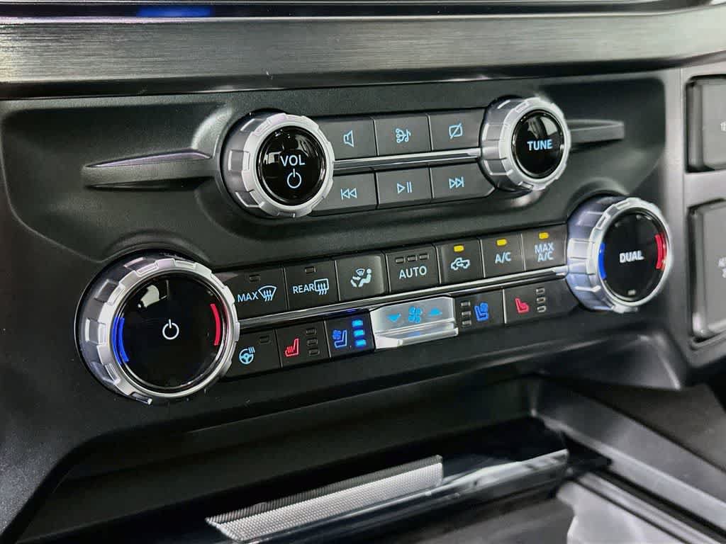 Certified 2023 Ford F250 Lariat w/ Lariat Ultimate Package AWD/4WD image 18