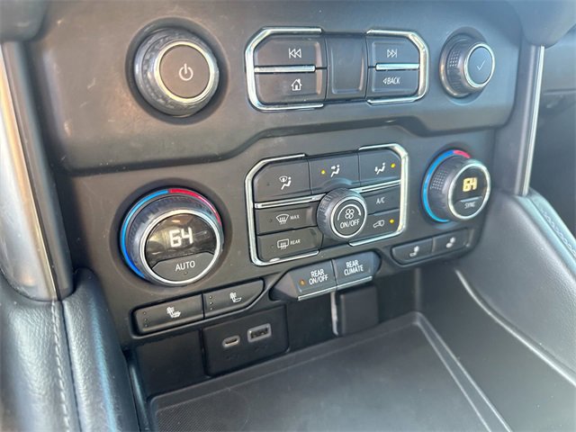 Used 2021 Chevrolet Tahoe Z71 w/ Z71 Signature Package image 22