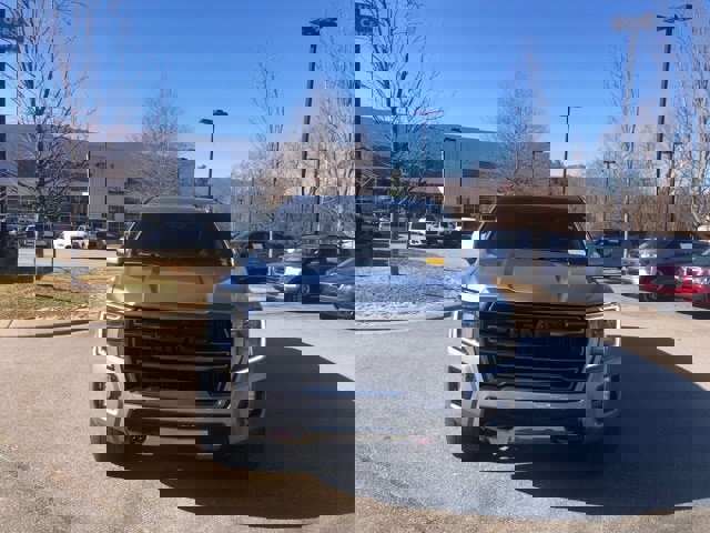 Used 2024 GMC Yukon XL AT4 w/ AT4 Premium Package image 5