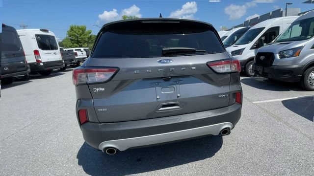 Certified 2022 Ford Escape SE w/ Convenience Package AWD/4WD image 3