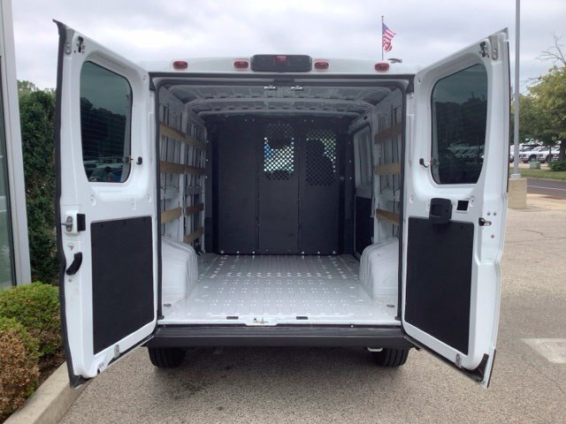 Used 2025 RAM ProMaster 2500 w/ U-Haul Equipment Group FWD image 26
