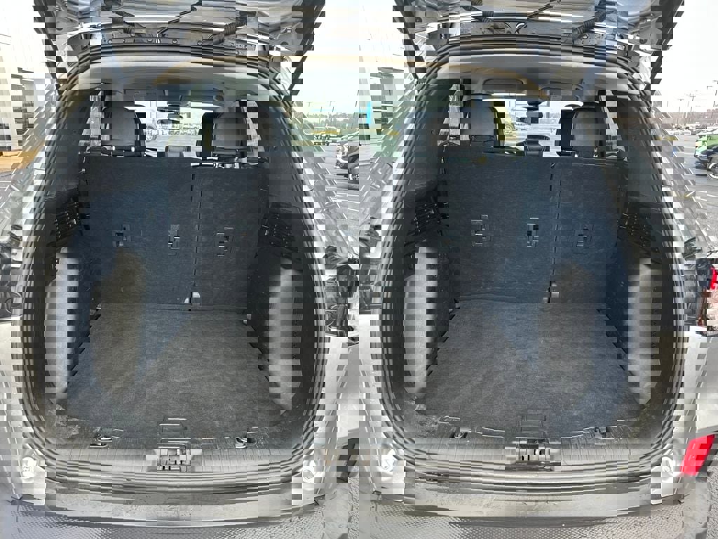 Certified 2022 Ford Escape SEL image 17