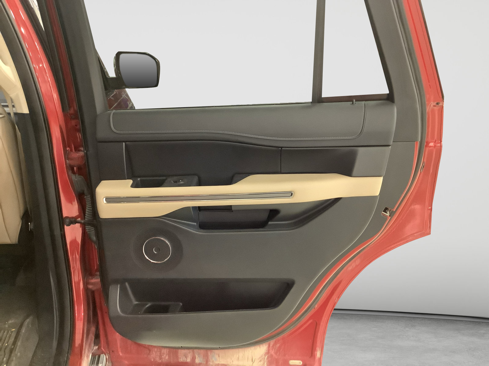 Certified 2022 Ford Expedition XLT RWD image 17