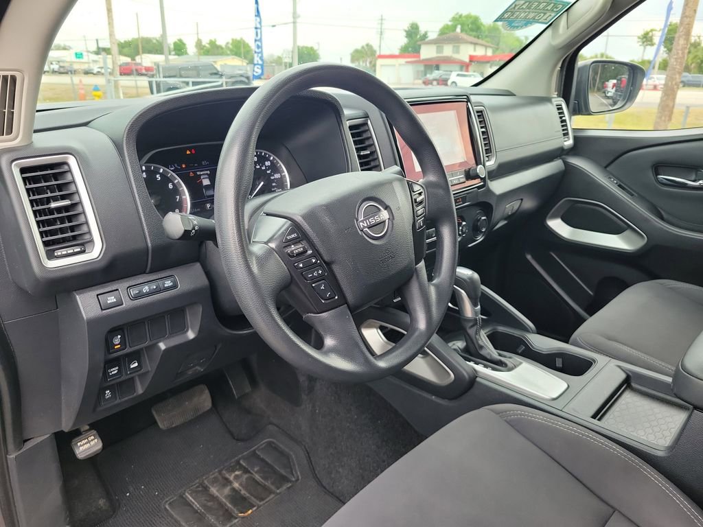 Used 2022 Nissan Frontier SV w/ Technology Package AWD/4WD image 18