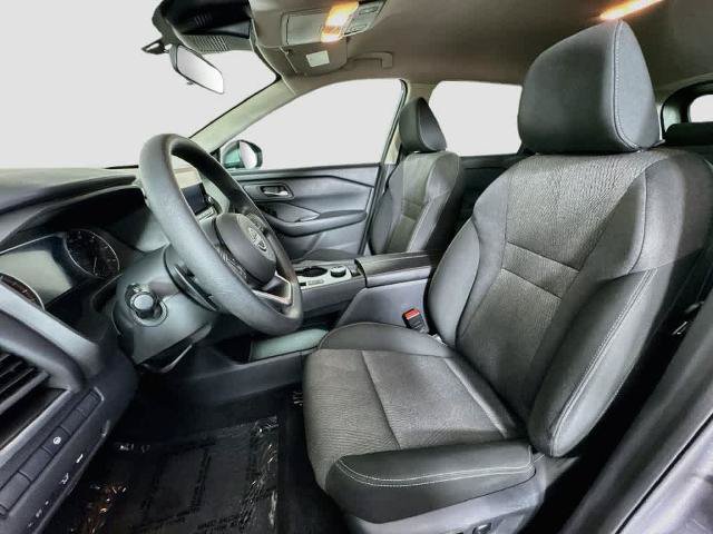 Used 2024 Nissan Rogue SV AWD/4WD image 12
