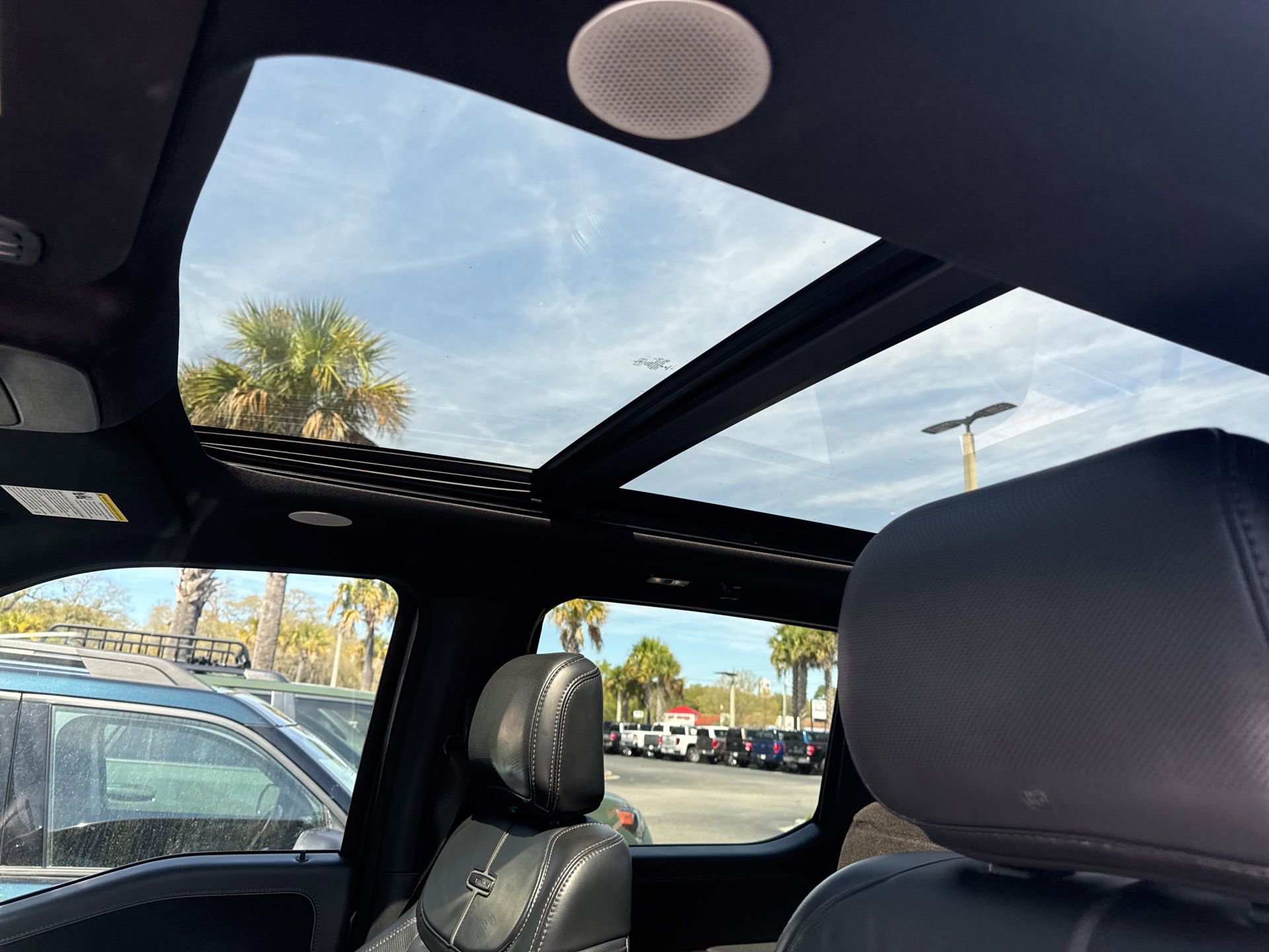 Certified 2022 Ford F150 Platinum w/ Equipment Group 701A High image 13