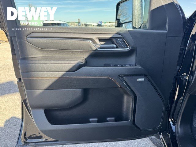 Used 2024 GMC Sierra 2500 AT4 w/ AT4 Premium Plus Package image 11