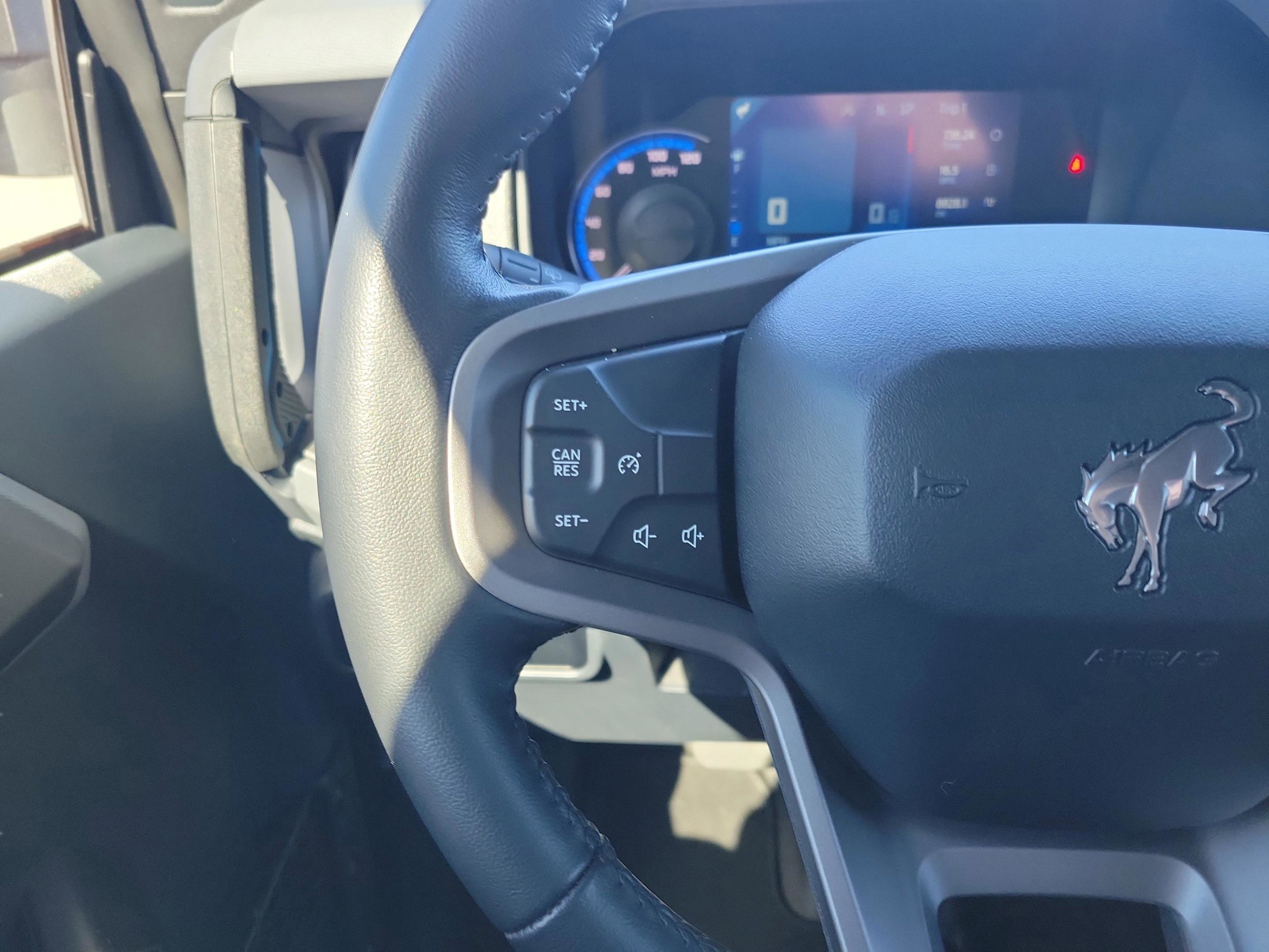 Certified 2024 Ford Bronco Black Diamond image 22