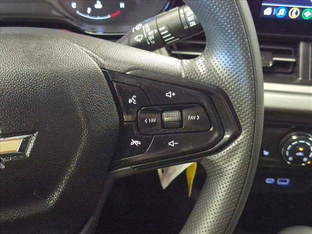 Used 2024 Chevrolet Trax LS w/ LS Convenience Package FWD image 13