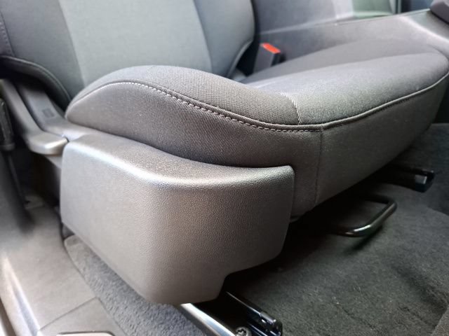 Used 2025 Chevrolet Colorado Trail Boss AWD/4WD image 32