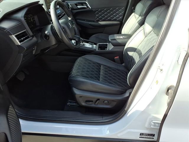 Used 2023 Mitsubishi Outlander SEL image 16