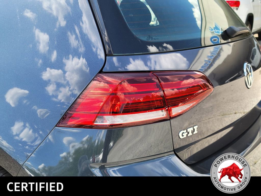 Used 2018 Volkswagen GTI SE FWD image 13