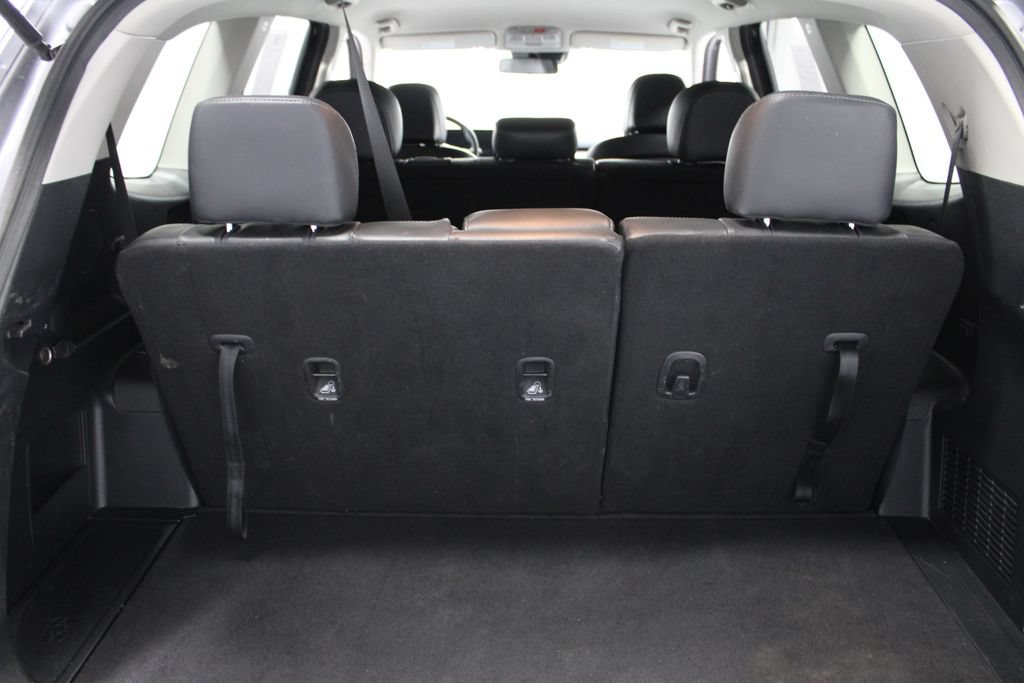 Used 2024 Kia Telluride LX FWD image 16
