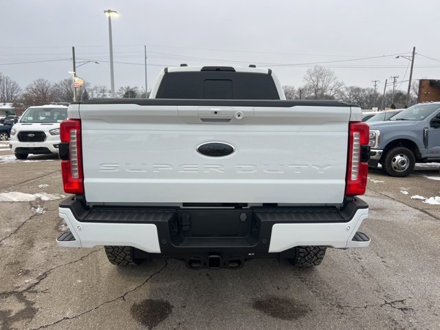 Certified 2023 Ford F250 Lariat w/ Tremor Off-Road Package image 5