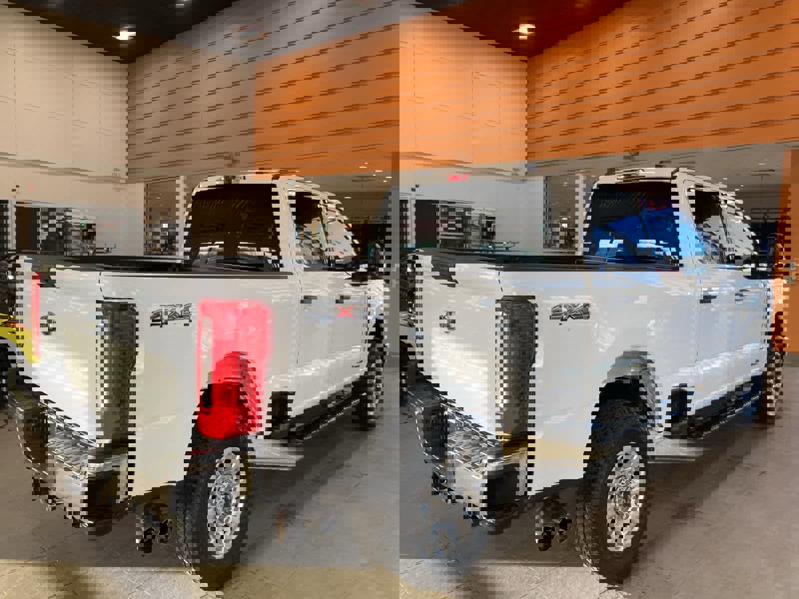 Certified 2024 Ford F250 XLT image 5