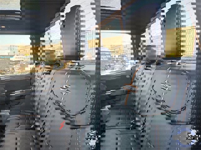 Certified 2022 Ford F150 Platinum w/ Equipment Group 701A High image 25