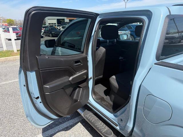 Used 2025 Chevrolet Colorado W/T w/ Advanced Trailering Package AWD/4WD image 12